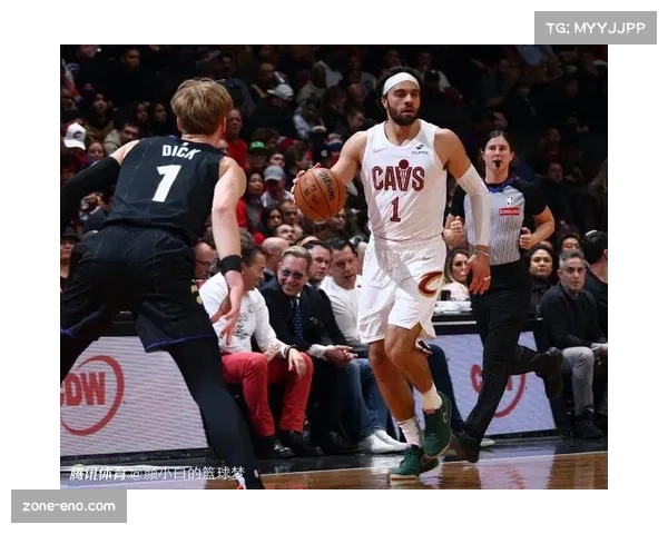 国王补锋线亨特骑士补后卫,三方交易优化各队阵容短板